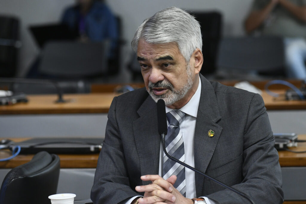 Lula quer ampliar volume de recursos para o SUS, diz aliado