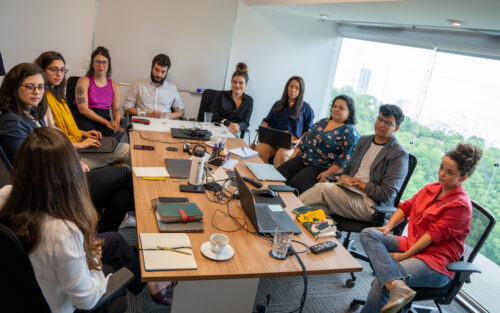 IEPS e Instituto Felipe Neto iniciam parceria em projetos de saúde mental, educação midiática e meio ambiente