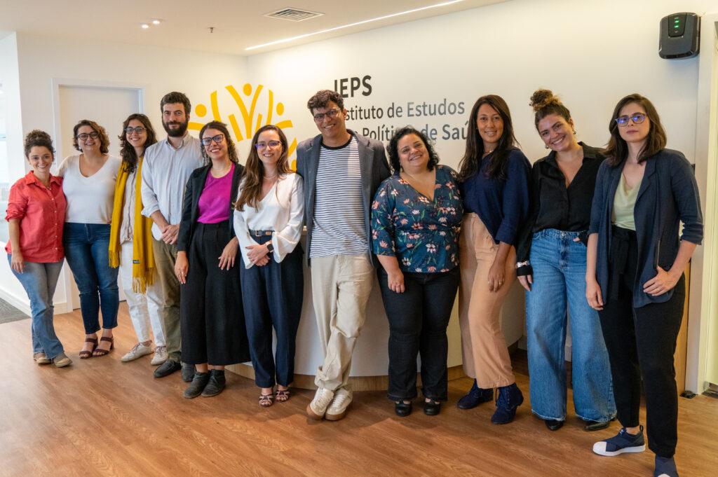 IEPS e Instituto Felipe Neto iniciam parceria em projetos de saúde mental, educação midiática e meio ambiente