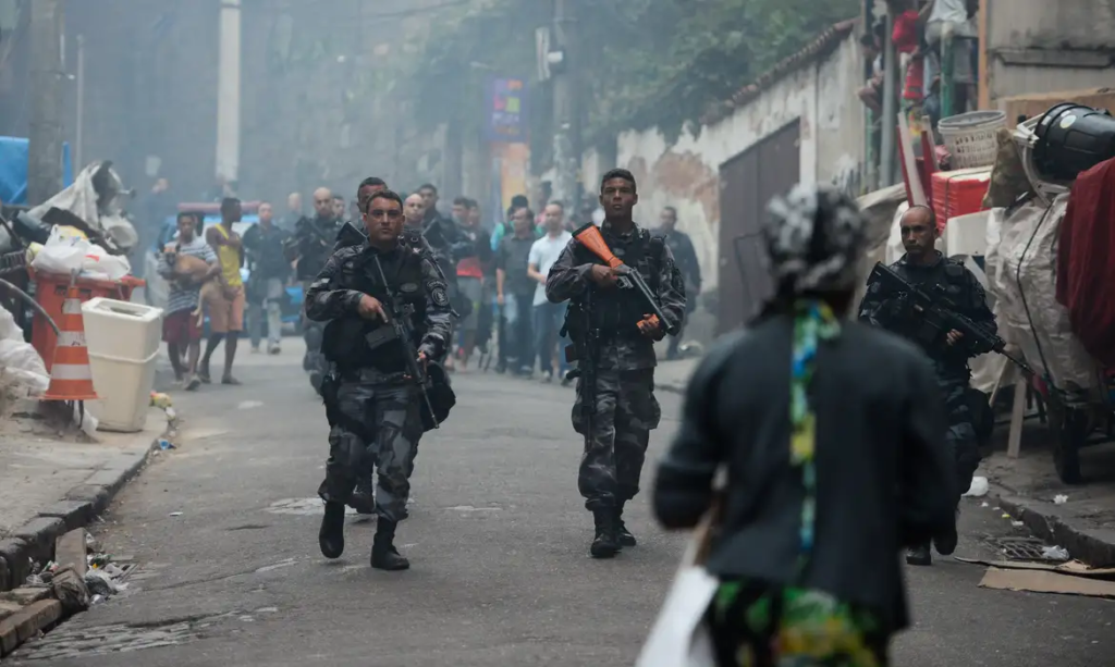 Violência armada aumenta demanda por saúde mental no SUS, mas exposição frequente dificulta acesso ao serviço
